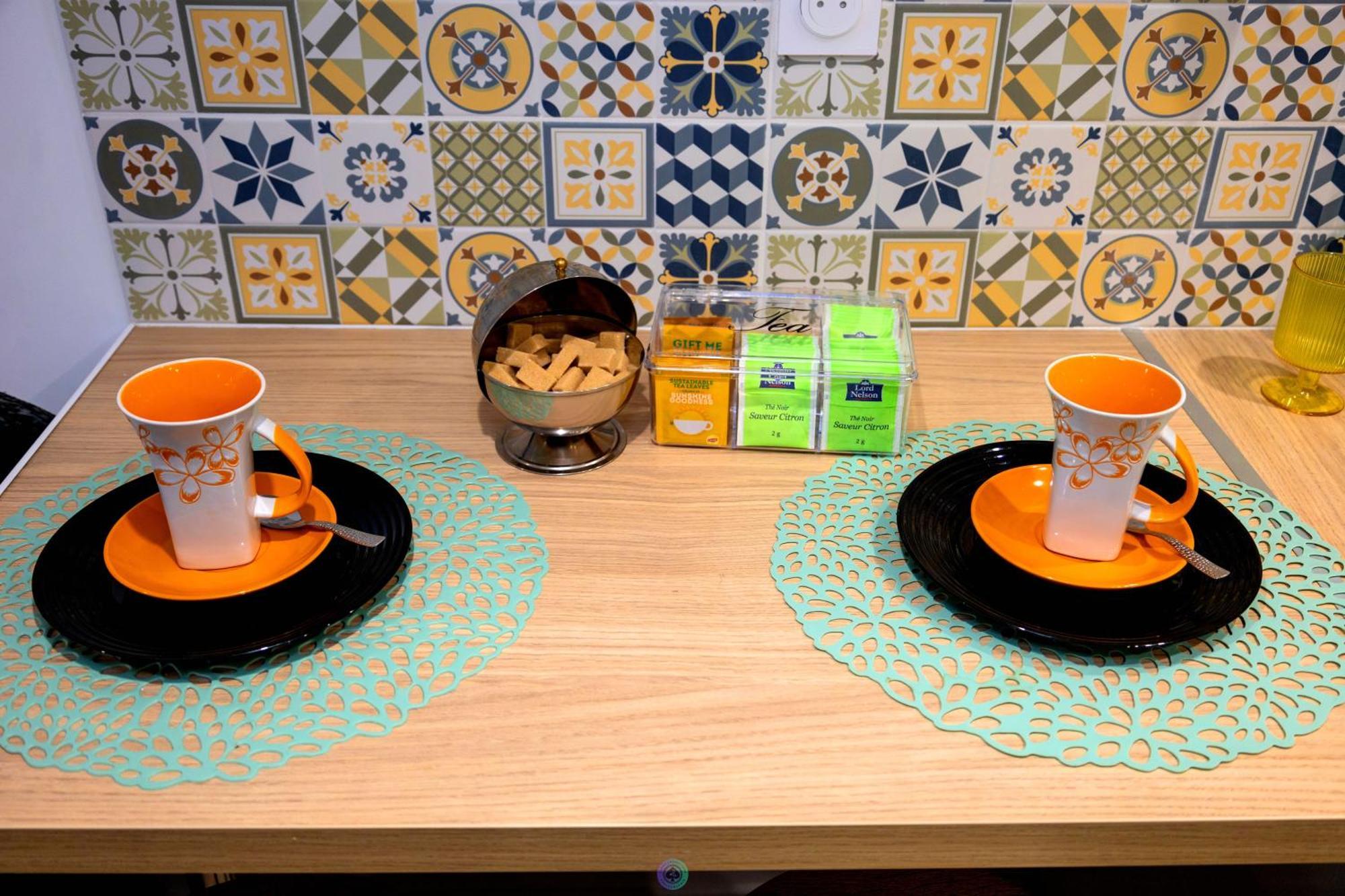 The Silent Green Lounge, Noisiel Eksteriør billede